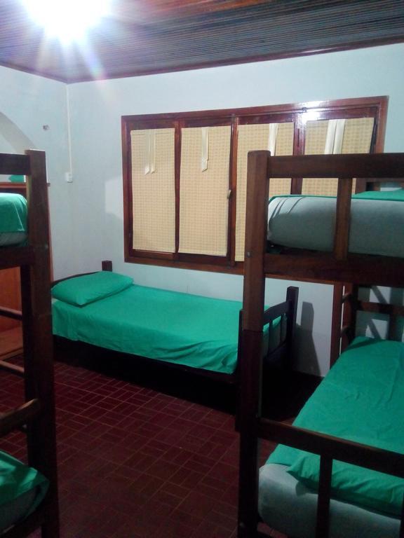Iguazu Rey Hostel ปูแอร์โต อิกัวซู ภายนอก รูปภาพ