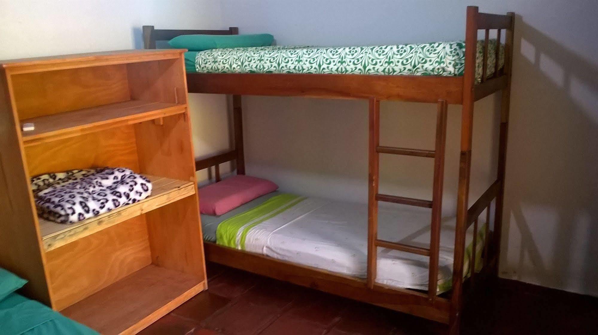 Iguazu Rey Hostel ปูแอร์โต อิกัวซู ภายนอก รูปภาพ